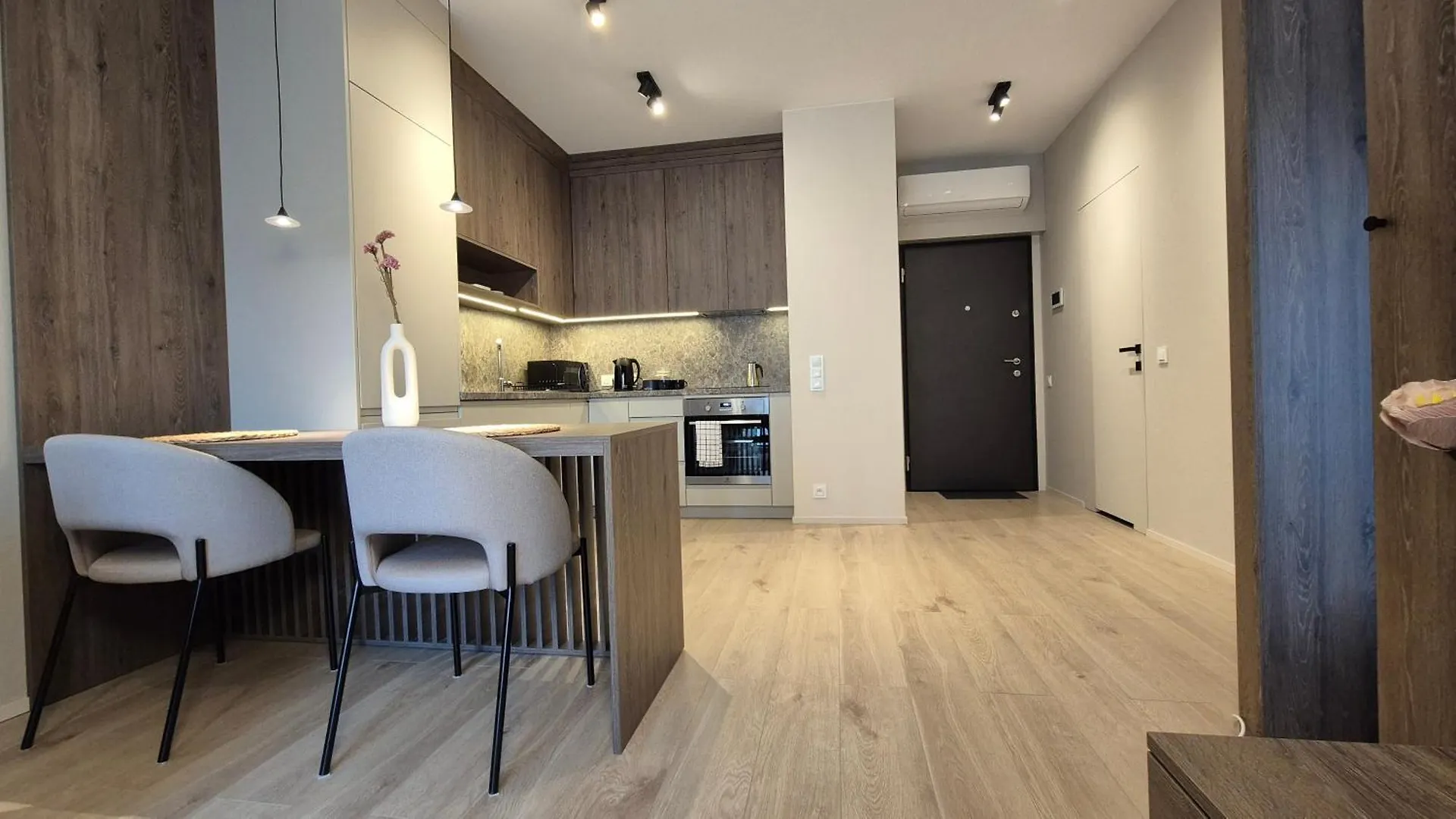 Luxurious Almond Apartment, Self Check-In 24H, Parking, Air-Conditioning Познань Апартаменты