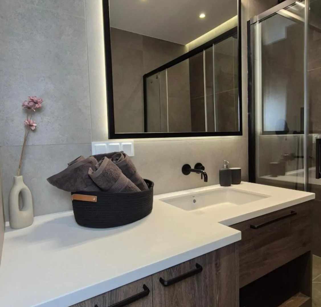 Апартаменты Luxurious Almond Apartment, Self Check-In 24H, Parking, Air-Conditioning Познань